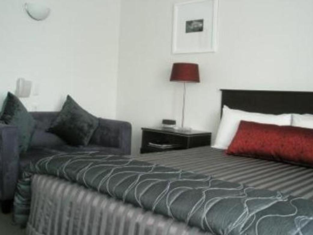 83 By The Sea Motor Lodge Lower Hutt Kültér fotó