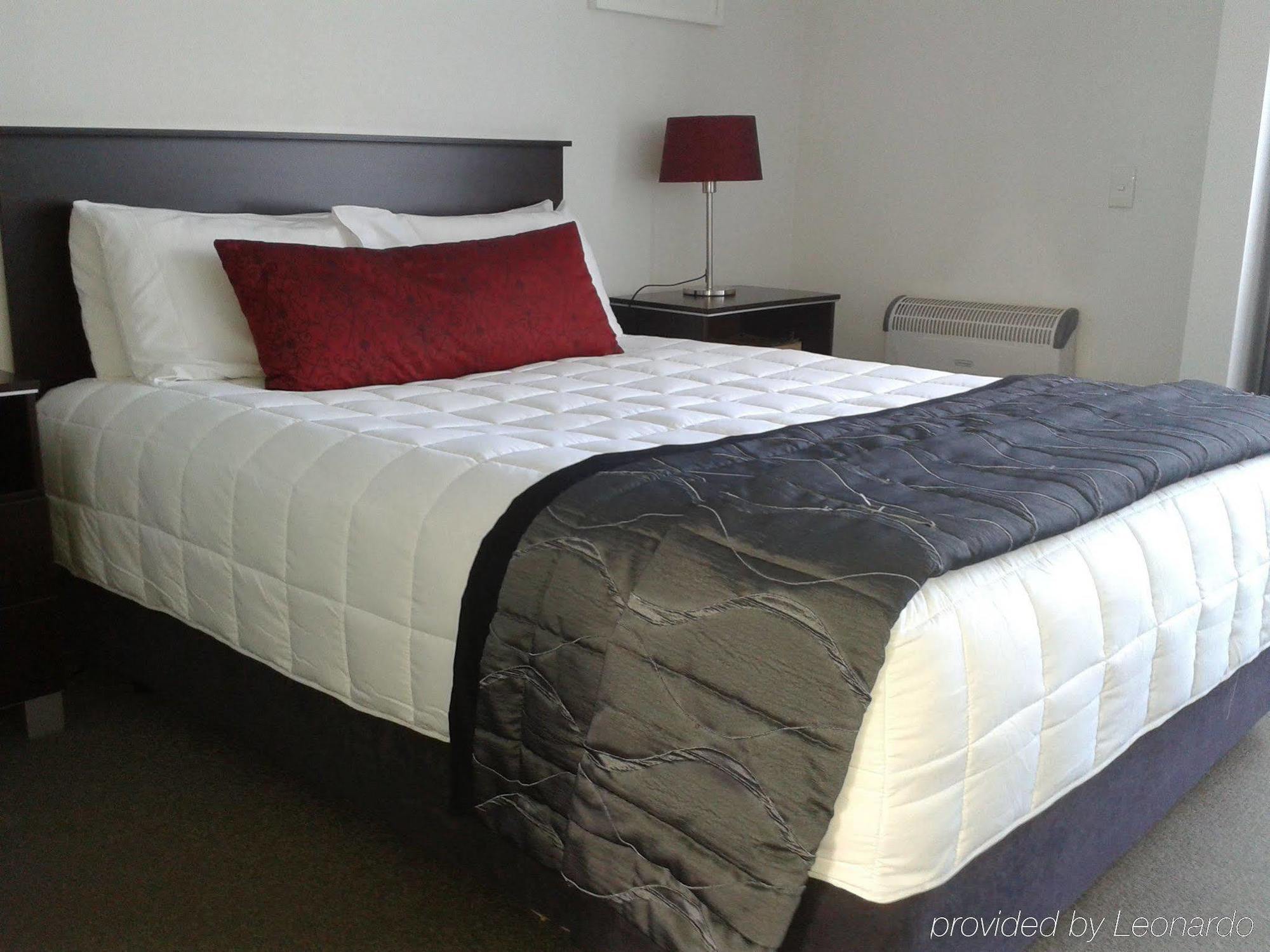 83 By The Sea Motor Lodge Lower Hutt Kültér fotó